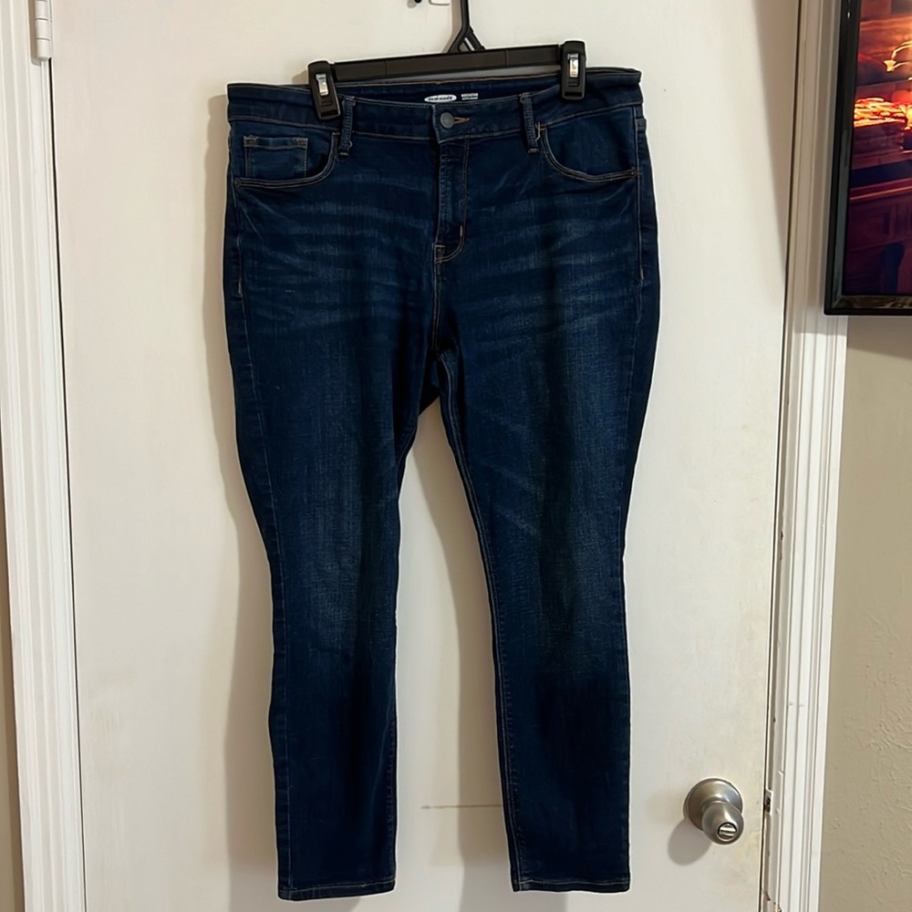Old Navy Rockstar 14 Short Denim Skinny Jeans